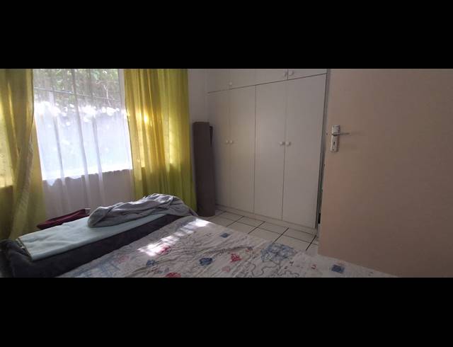 4 BEDROOM FREEHOLD FOR SALE IN WESTBROOK